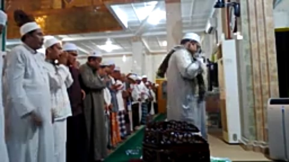 Fadhilah Adzan Dan Sholat Berjamaah Bagi Kaum Laki Laki Wartatasik Com